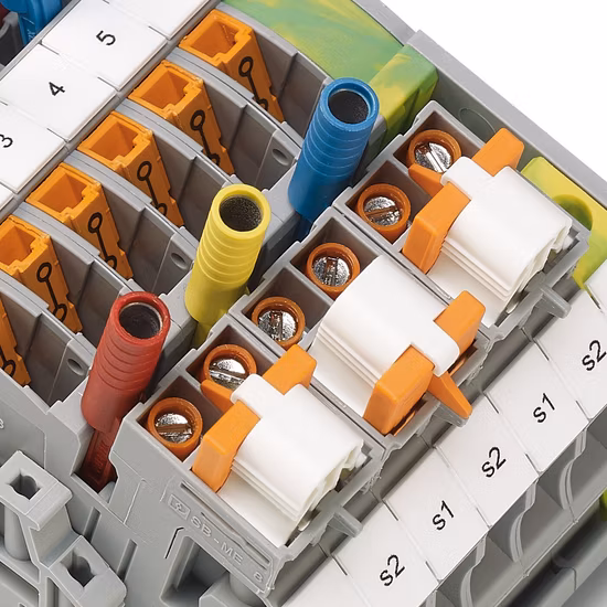 Utl PT 2, 5 Phoenix Quattro Terminal Block Spring Terminals